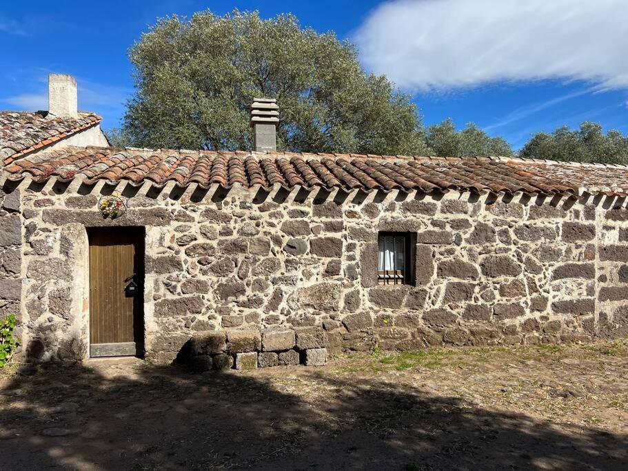 Muristene Pozzo Santa Cristina Paulilatino 外观 照片